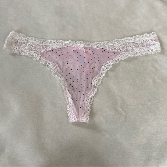 3 for $20 NWOT VS Silky Thong Pink/Ivory L